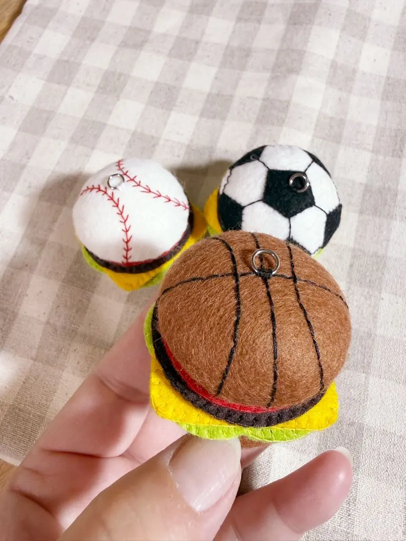 2026年最新】野球ハンバーガーお守りの人気アイテム - メルカリ