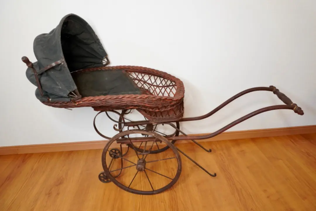 2026年最新】アンティークドールベッドの人気アイテム - メルカリ