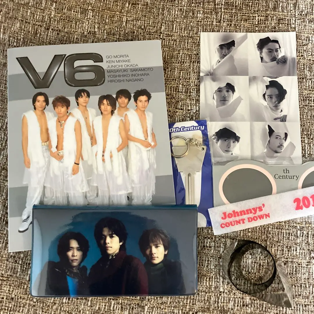 2026年最新】V6 銀テープの人気アイテム - メルカリ