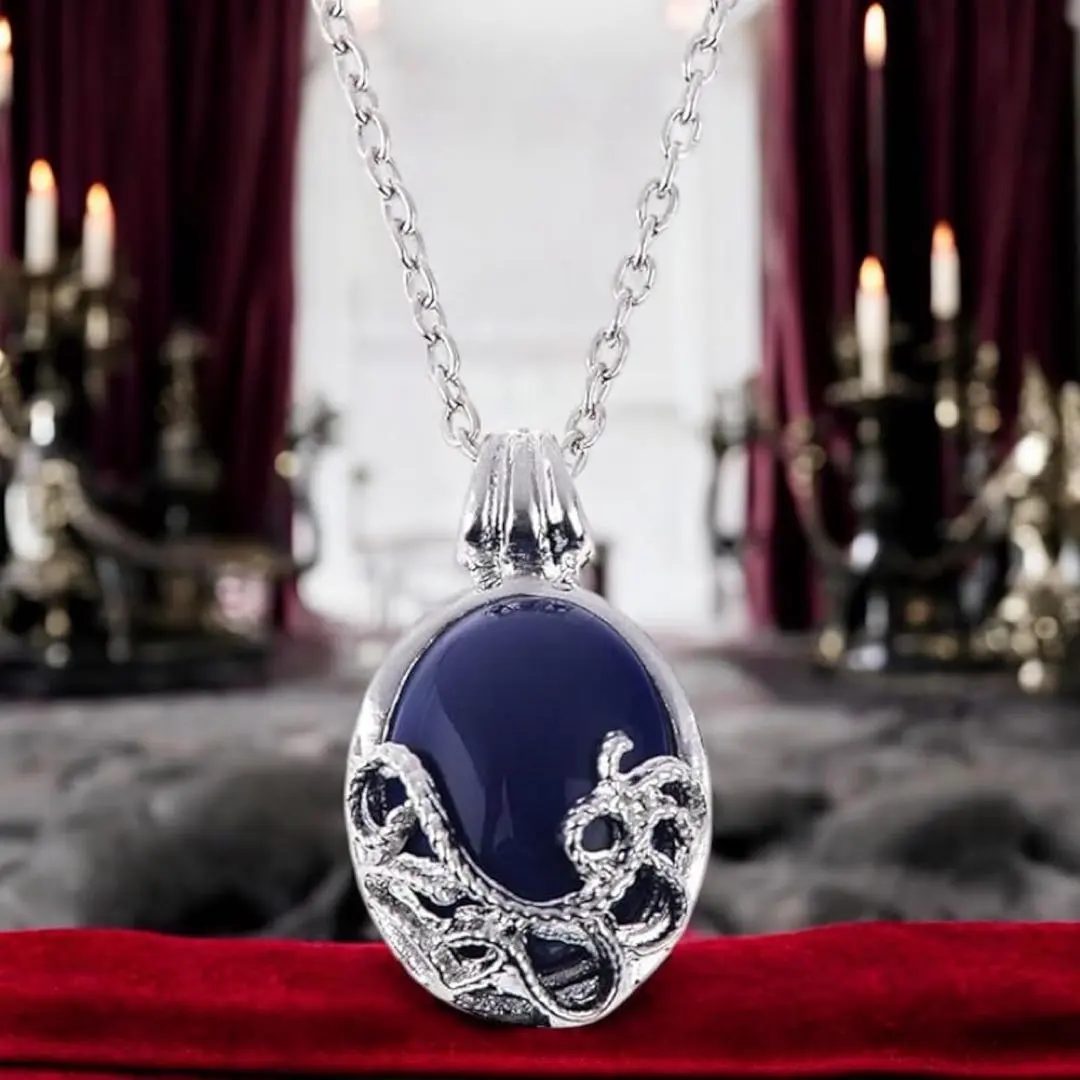 2026年最新】ヴァンパイア騎士ネックレスの人気アイテム - メルカリ