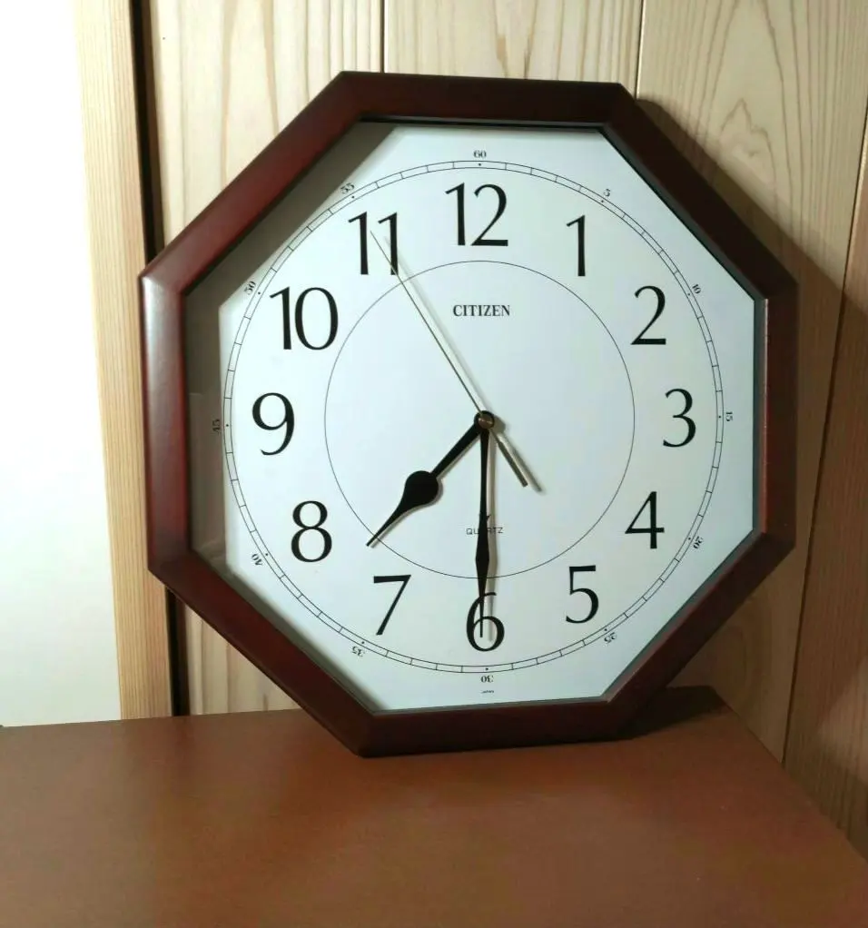 2026年最新】Citizen テイスト：モダン 掛時計・柱時計の人気アイテム