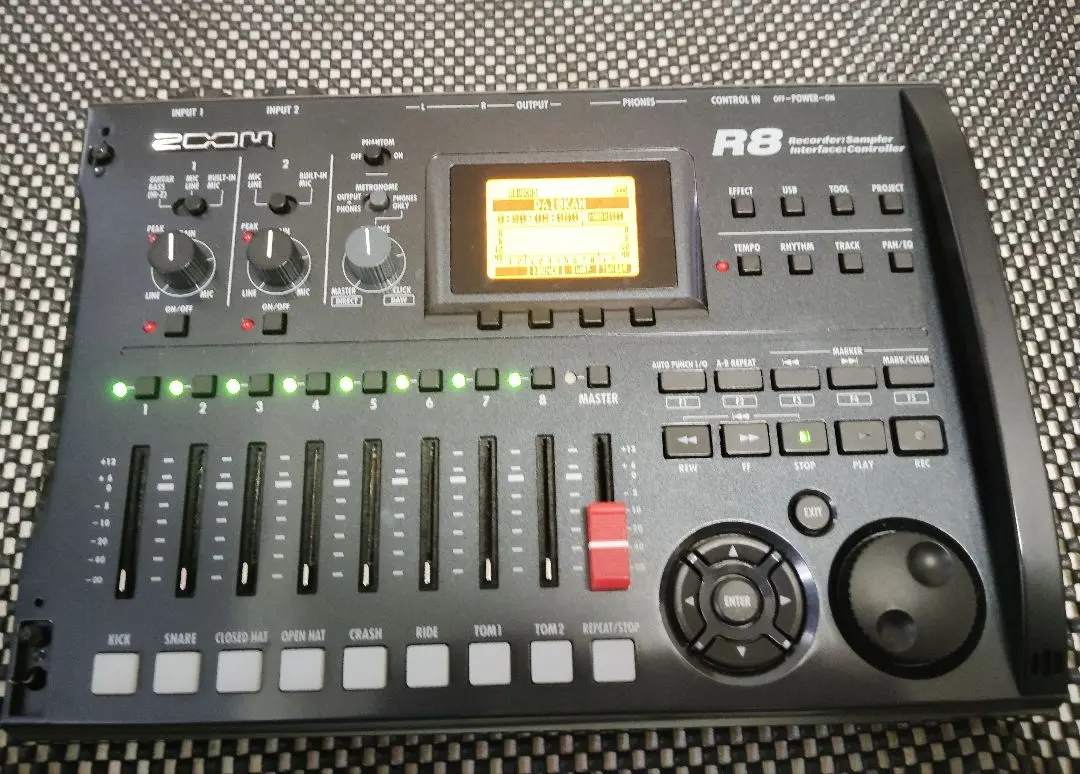 2026年最新】Zoom r8 マルチトラックレコーダー usedの人気アイテム