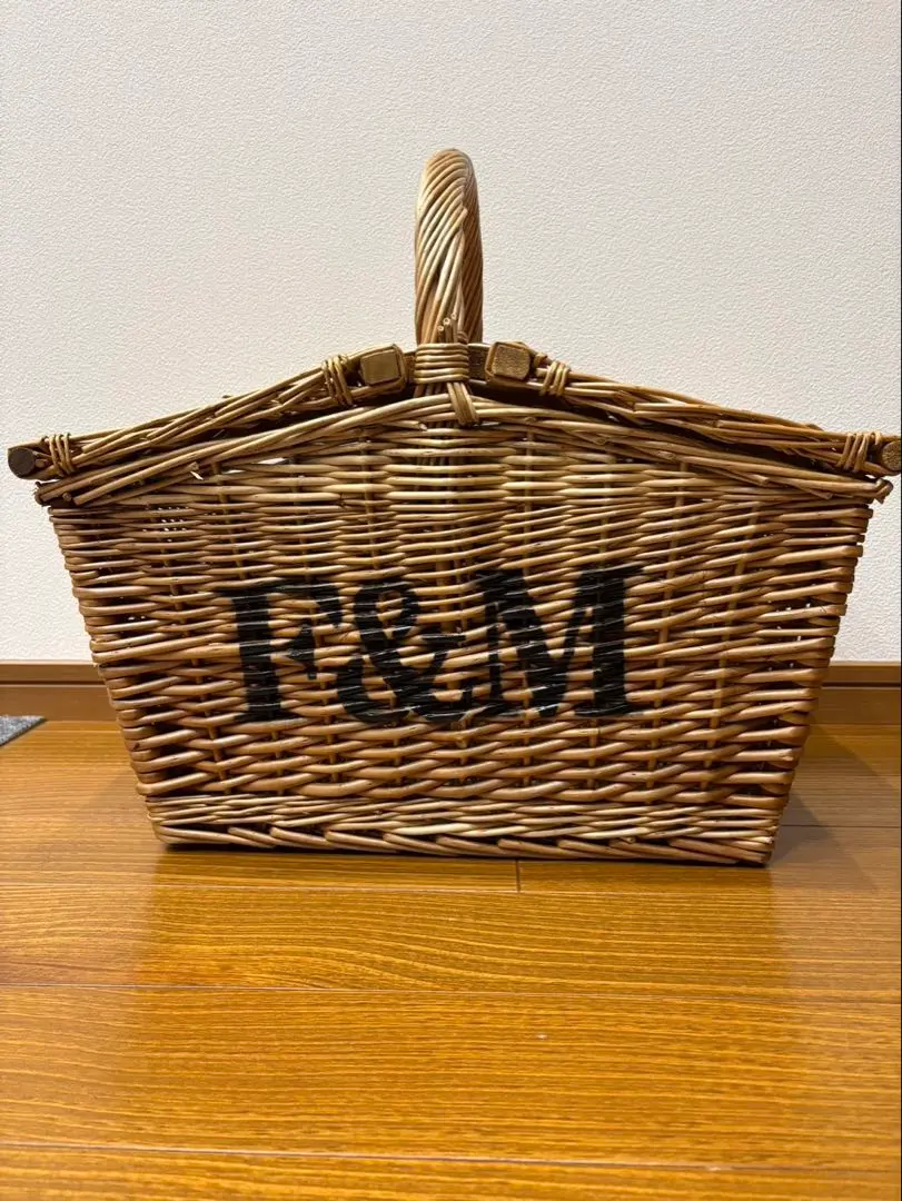 2026年最新】ピクニックバスケット イギリスの人気アイテム - メルカリ