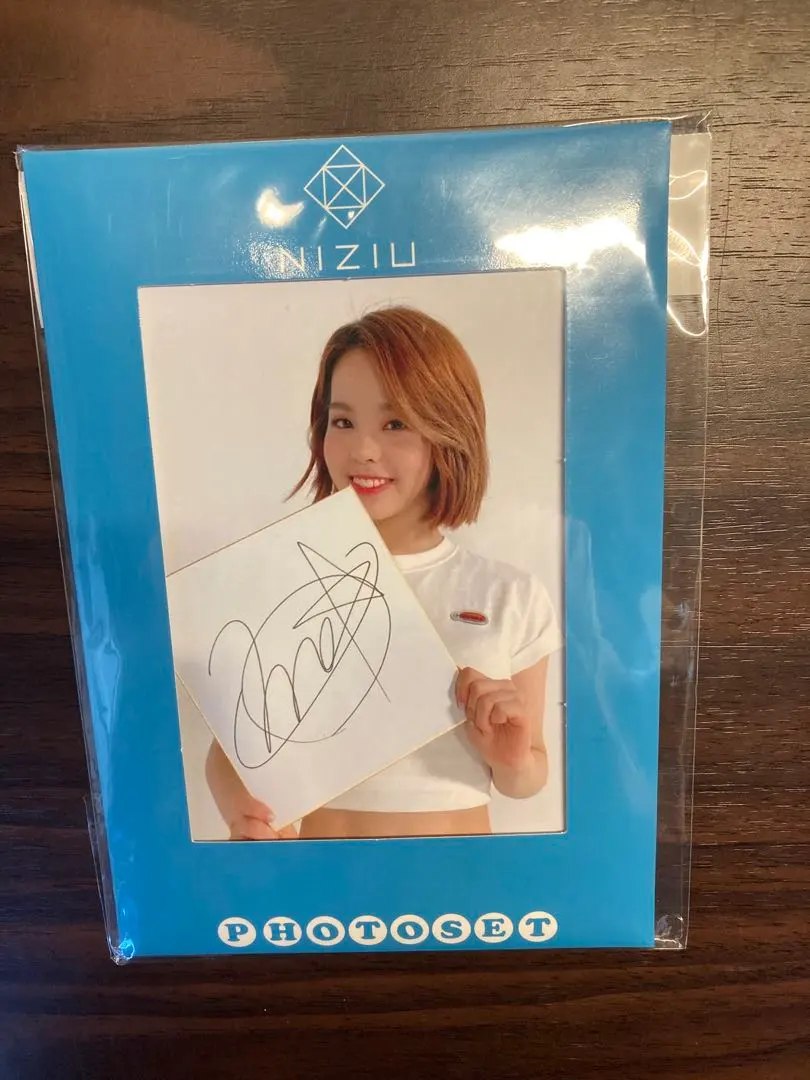 2026年最新】NIziU リオ 直筆サインの人気アイテム - メルカリ
