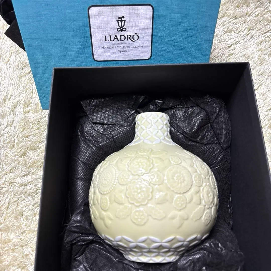 2026年最新】リヤドロ 花瓶の人気アイテム - メルカリ