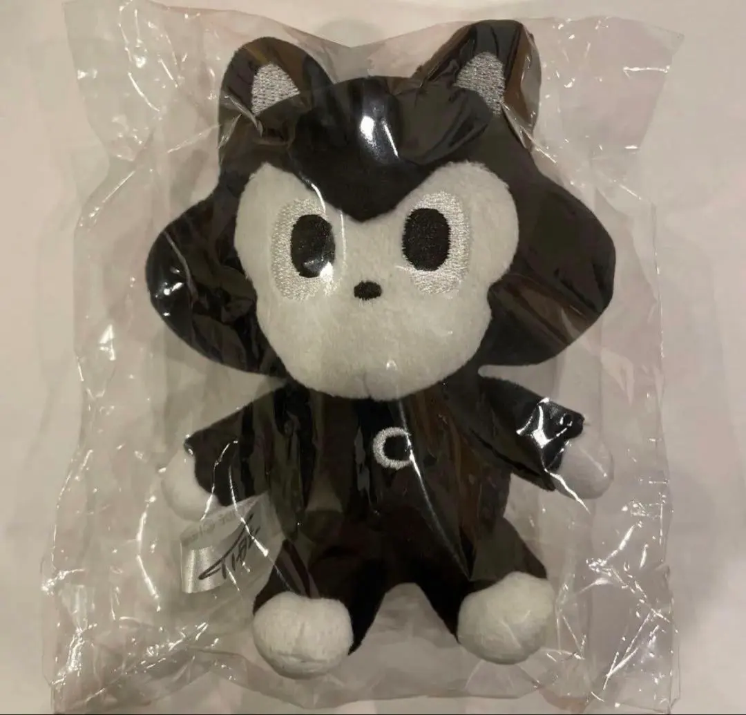 m52831601569_1.jpg?1766742391