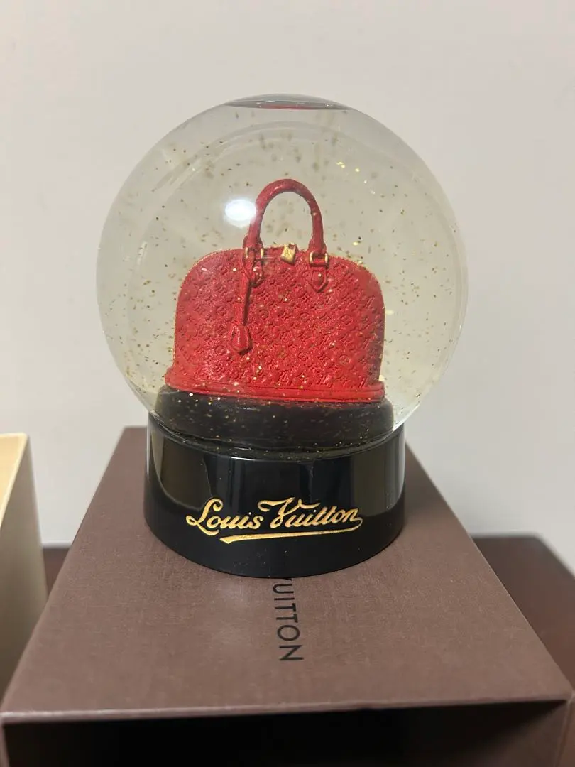 2026年最新】ルイヴィトン スノードームの人気アイテム - メルカリ