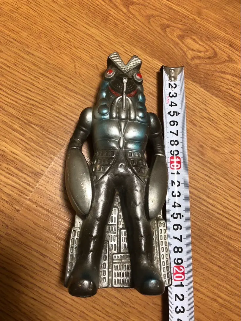 2026年最新】バルタン星人貯金箱の人気アイテム - メルカリ