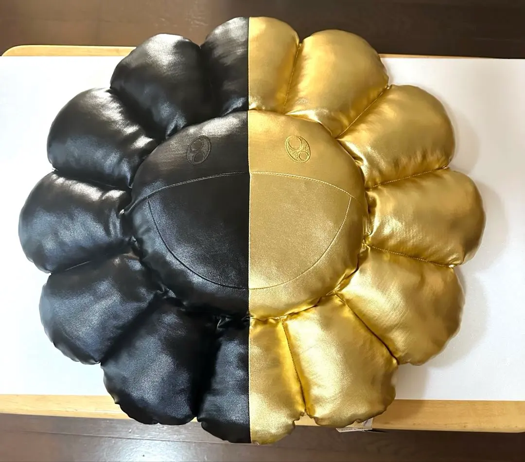 2026年最新】村上隆×HIKARUの人気アイテム - メルカリ