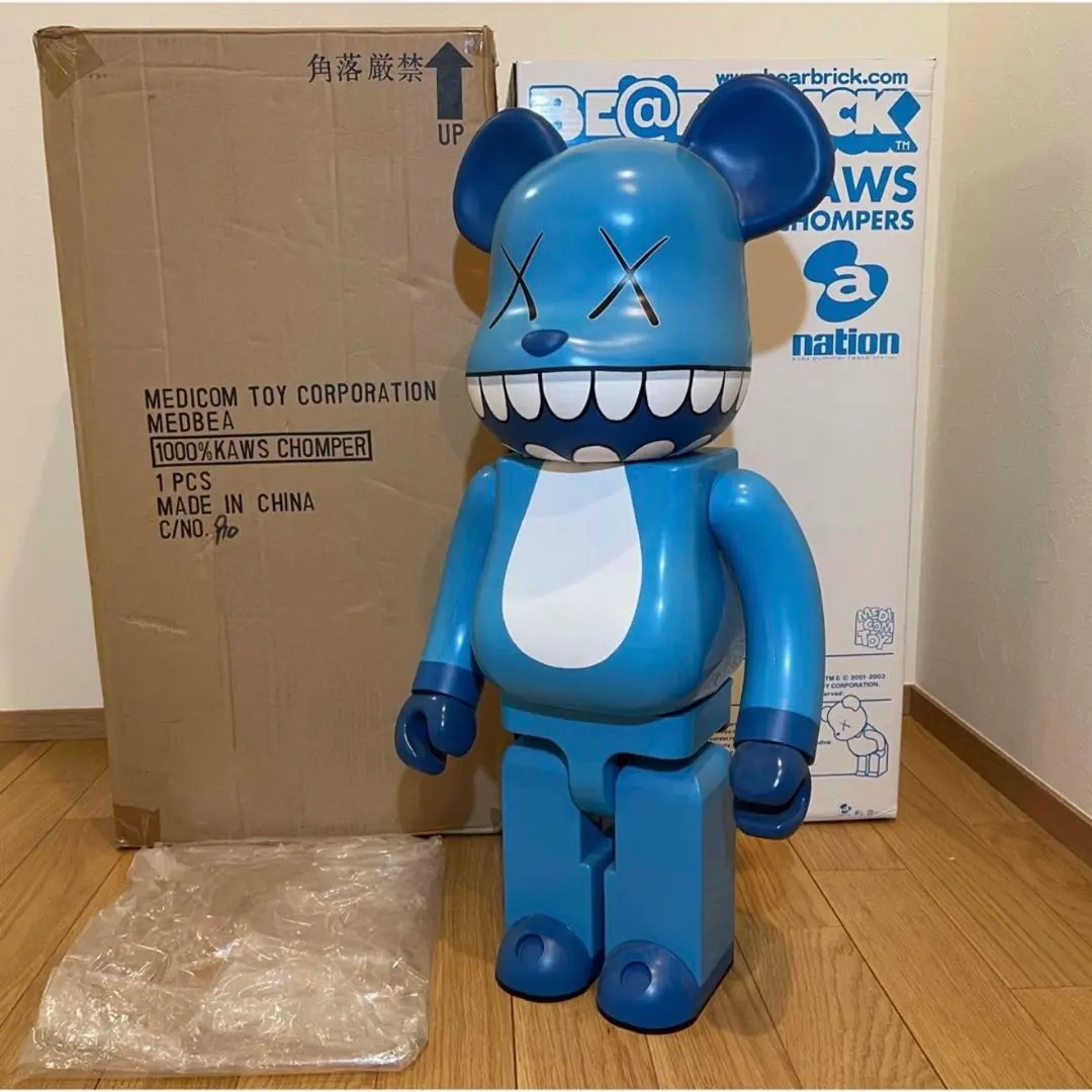 2026年最新】ベアブリック kaws a-nationの人気アイテム - メルカリ