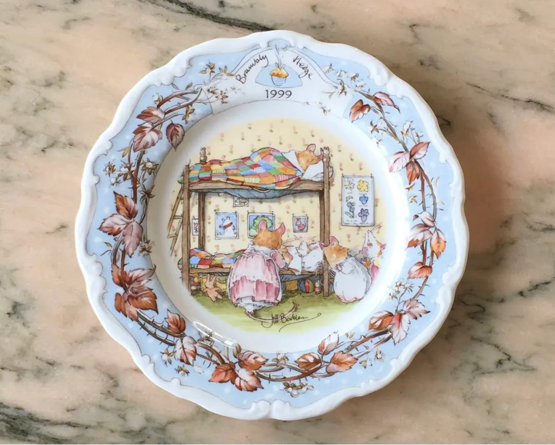 2026年最新】ブランブリーヘッジ イヤープレートの人気アイテム - メルカリ