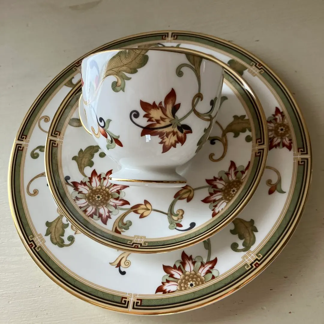 2026年最新】ウェッジウッド オベロンの人気アイテム - メルカリ