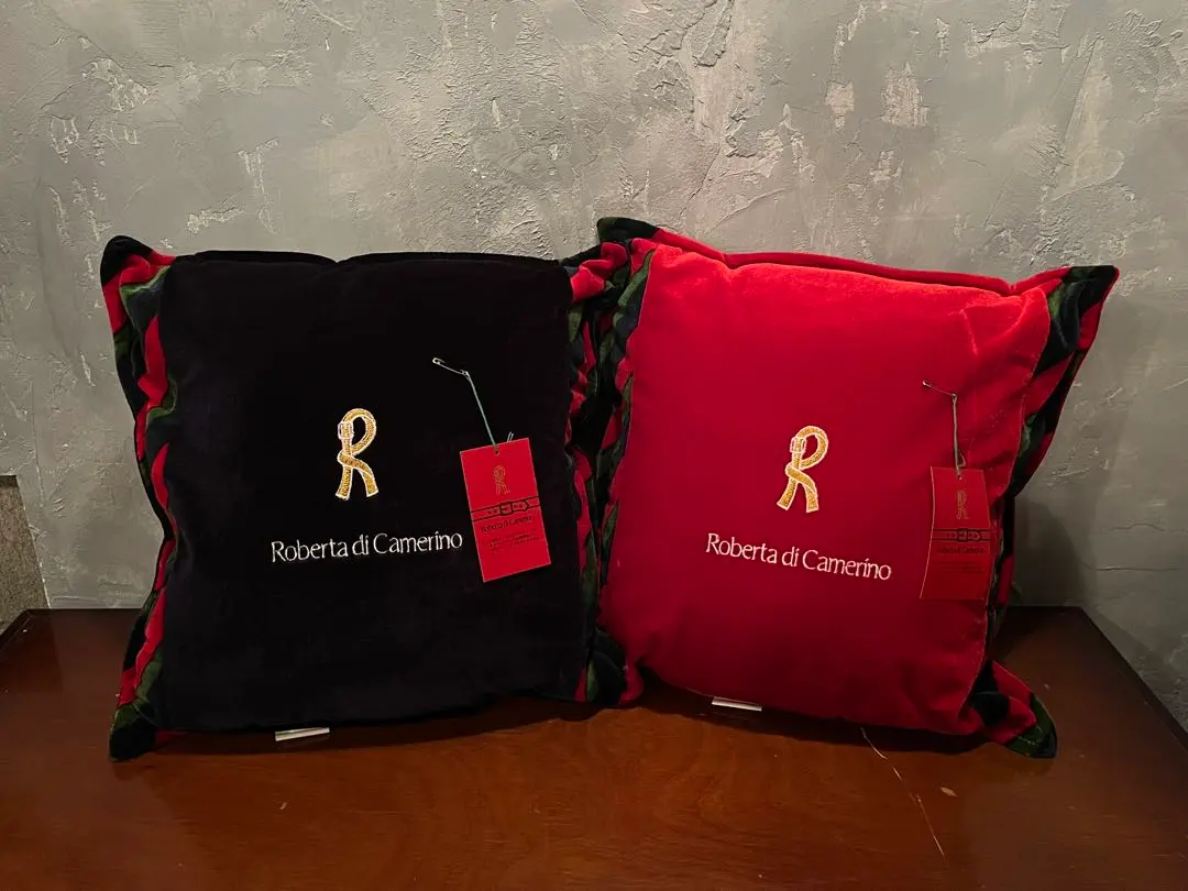 2026年最新】Roberta di Camerino クッションの人気アイテム - メルカリ