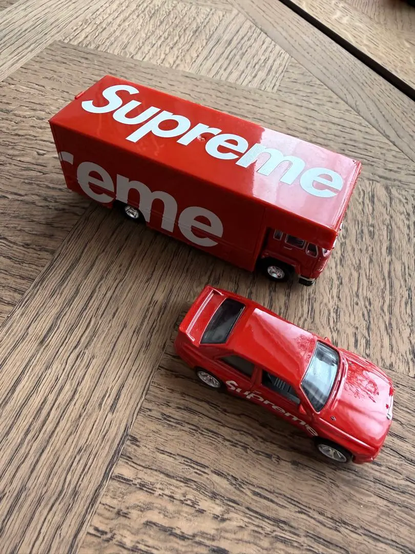 2026年最新】SUPREME ミニカーの人気アイテム - メルカリ