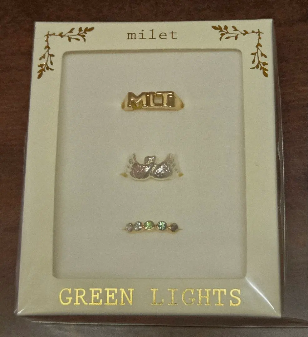 2026年最新】milet green lightsの人気アイテム - メルカリ