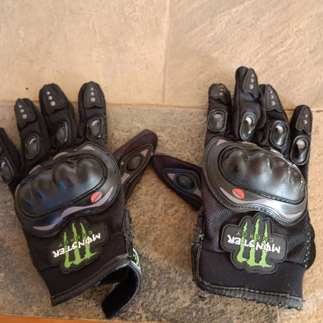 2026年最新】モンスターエナジー グローブの人気アイテム - メルカリ