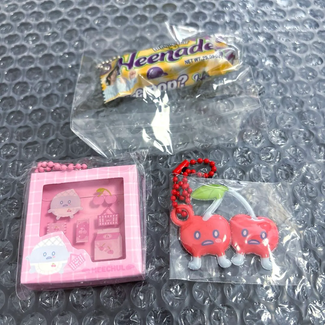 2026年最新】ガチャ ヒチョルの人気アイテム - メルカリ