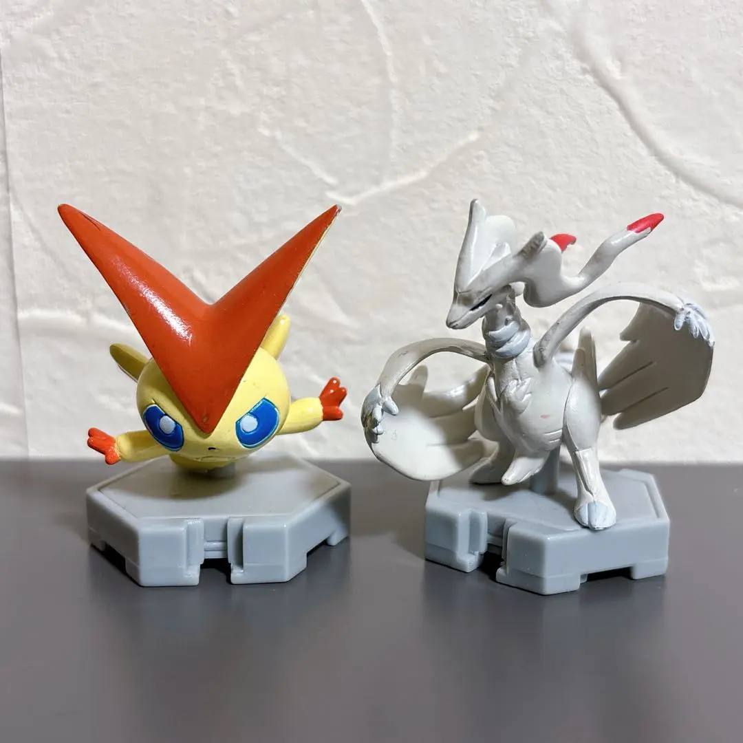 2026年最新】ビクティニ モンコレの人気アイテム - メルカリ