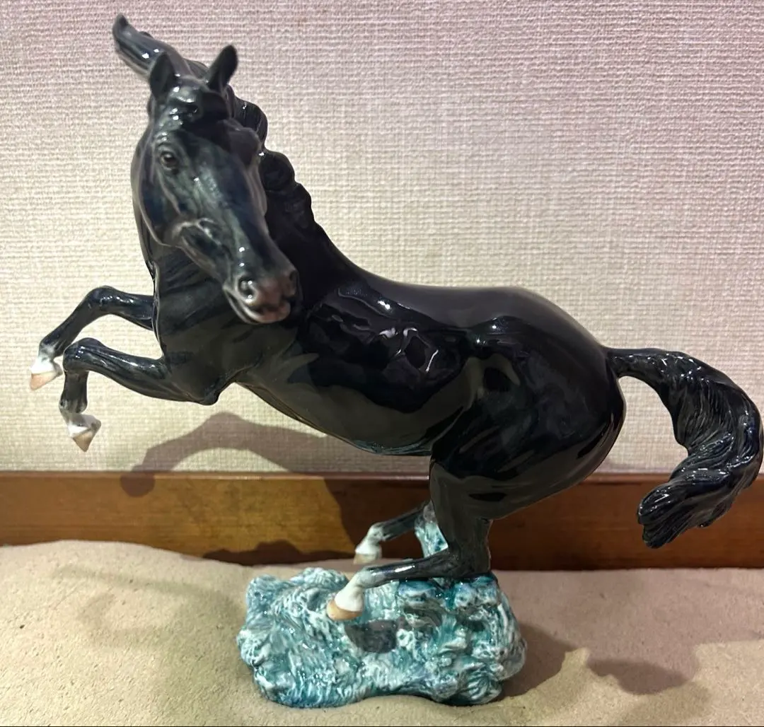 2026年最新】ロイヤルドルトン 馬の人気アイテム - メルカリ