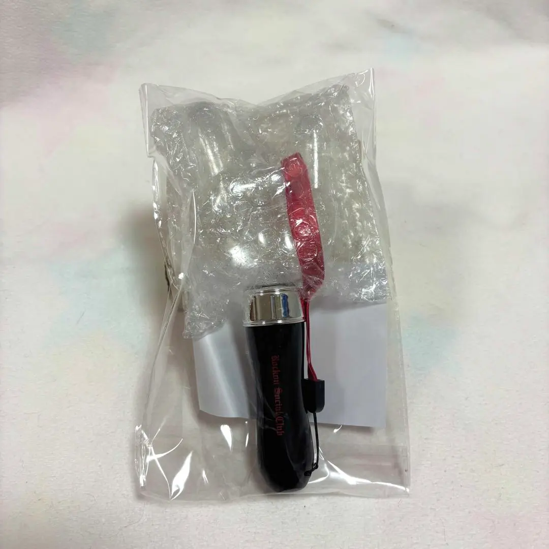 m88133037139_1.jpg?1765982967