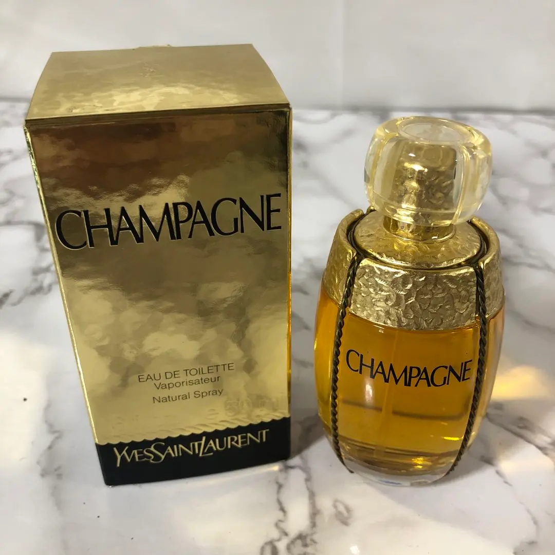 2026年最新】イヴサンローランシャンパーニュの人気アイテム - メルカリ