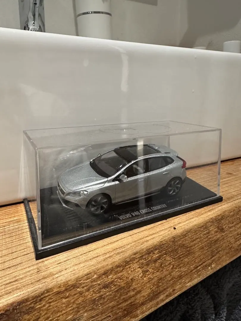 2026年最新】Volvo V40 ミニカーの人気アイテム - メルカリ