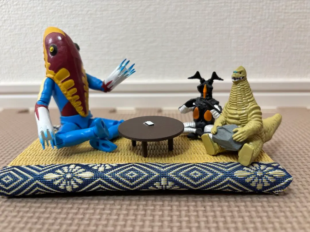 2026年最新】メトロン星人 ちゃぶ台の人気アイテム - メルカリ