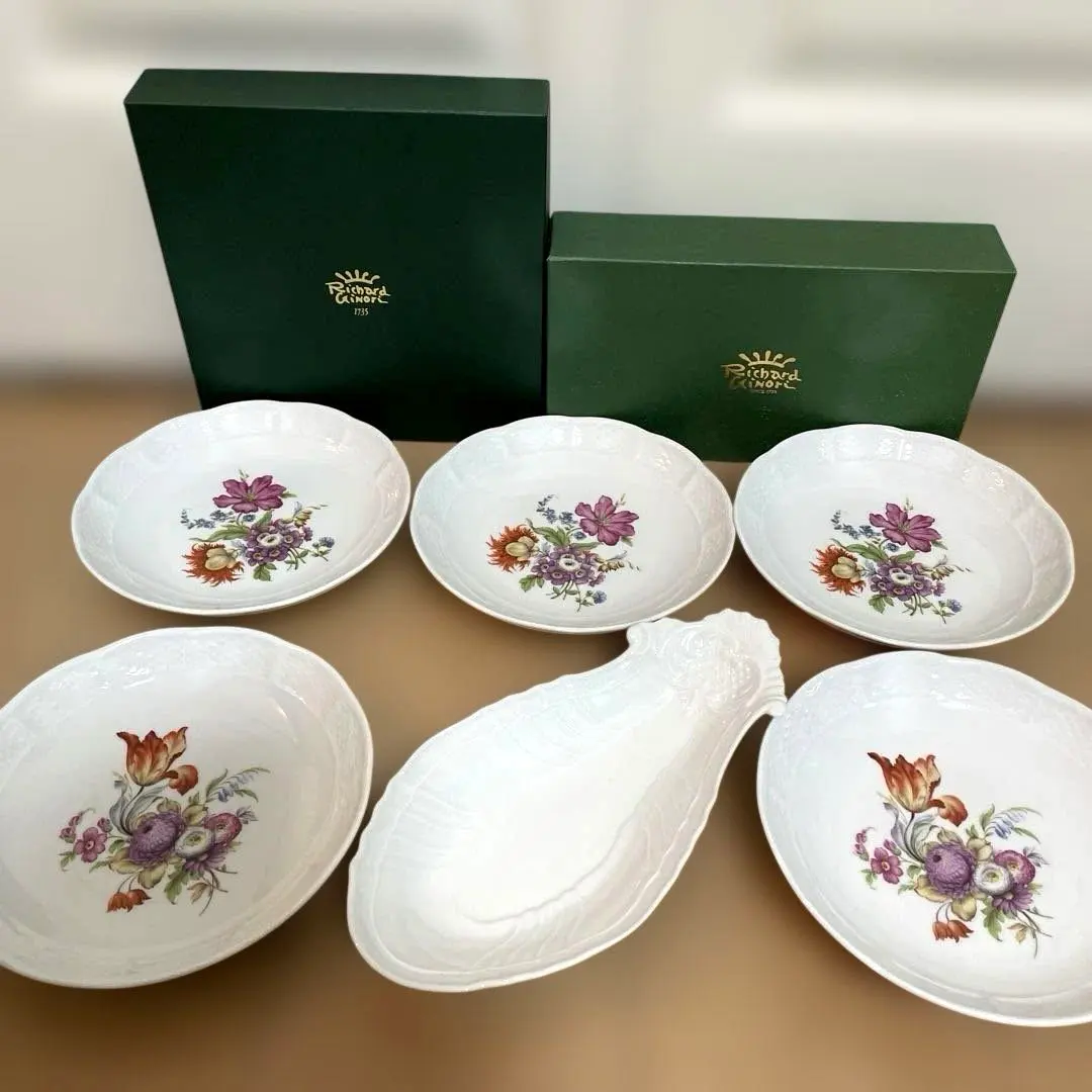 2026年最新】リチャードジノリサックスフラワーの人気アイテム - メルカリ