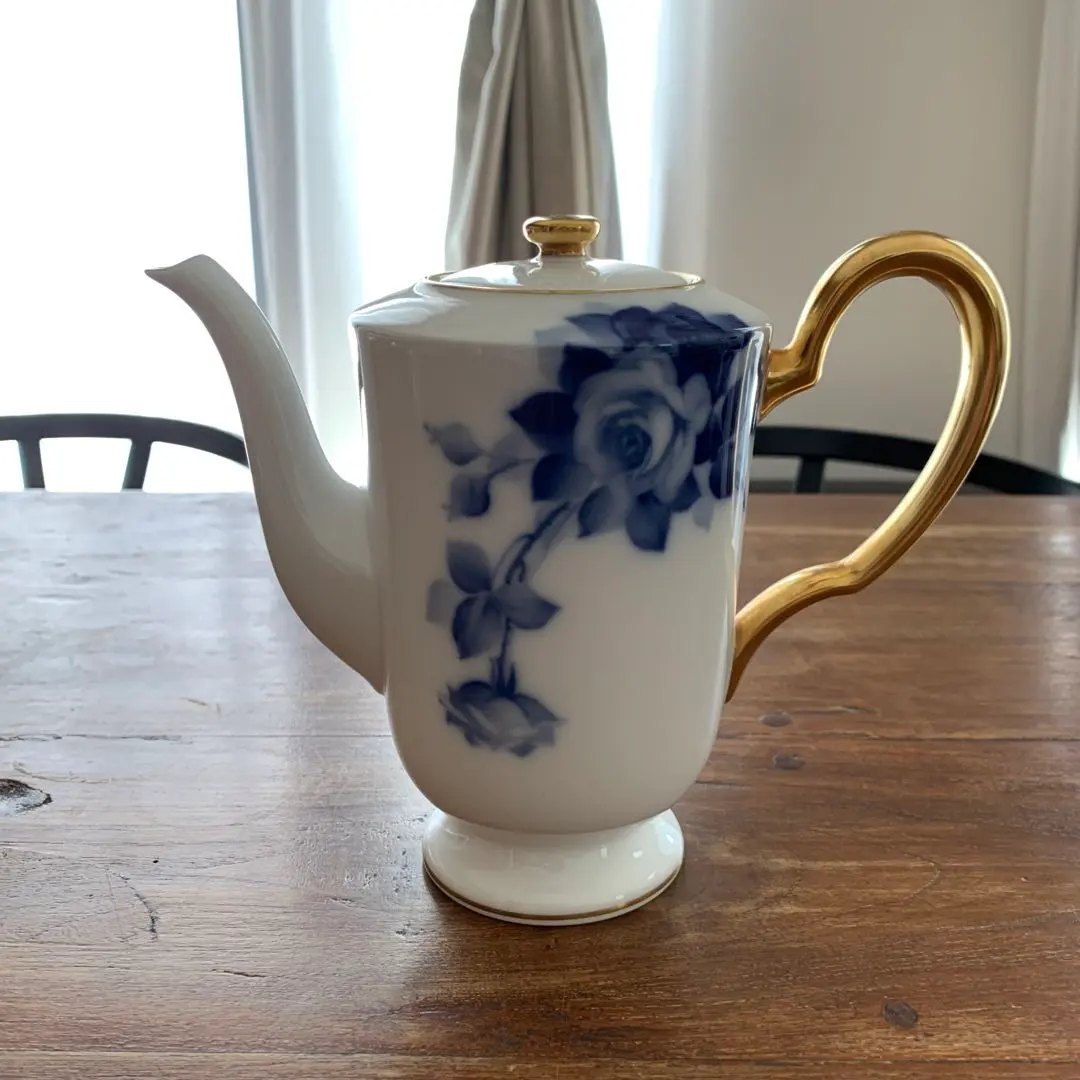 2026年最新】大倉陶園 ブルーローズ ポットの人気アイテム - メルカリ