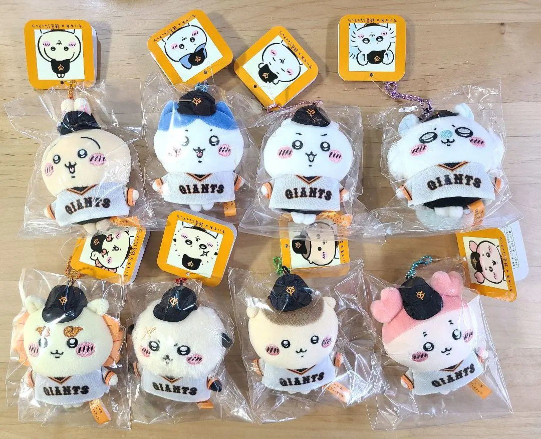2026年最新】ジャイアンツ ちいかわ ラッコの人気アイテム - メルカリ