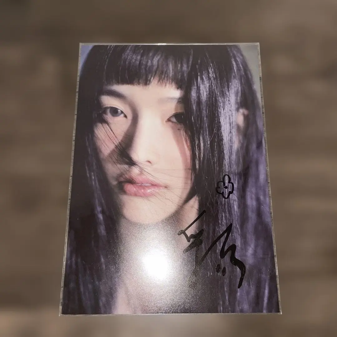 2026年最新】illit サイン チェキの人気アイテム - メルカリ