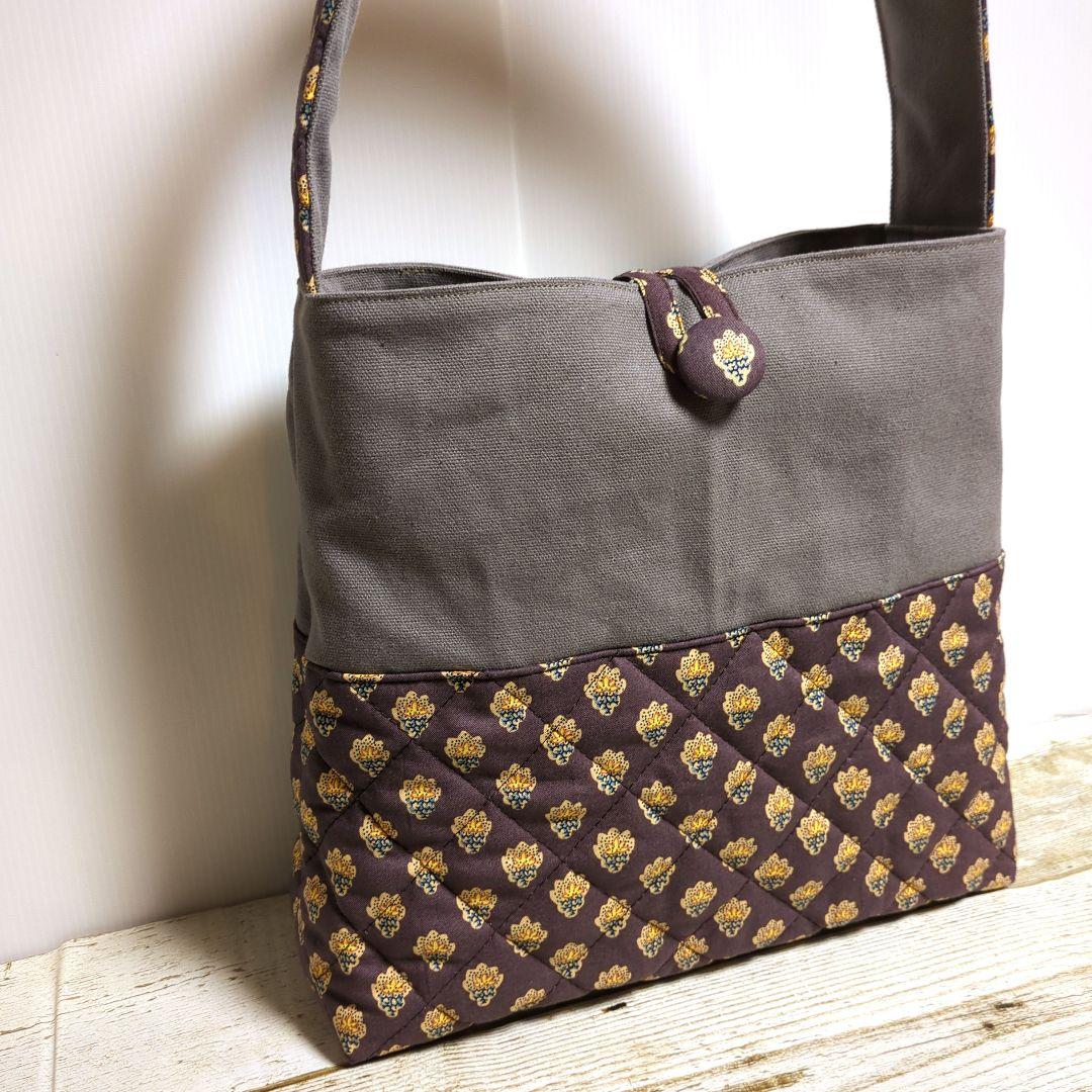 トートバッグ　ハンドメイド