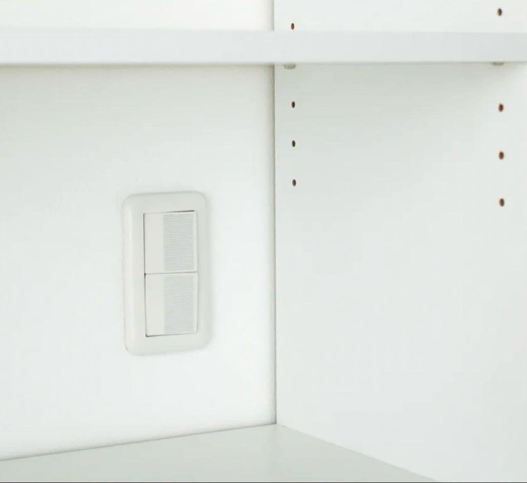 【美品、送料込み】スライド式　棚　収納庫　引き戸　薄型