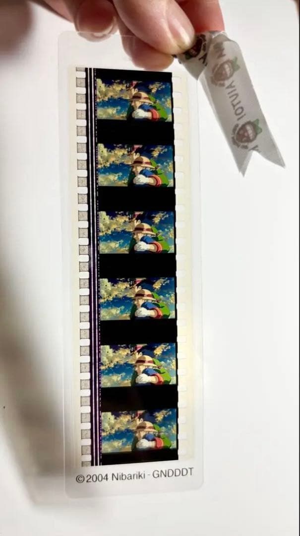 終了間近！ハウルの動く城、新品】フィルムブックマーカー3枚