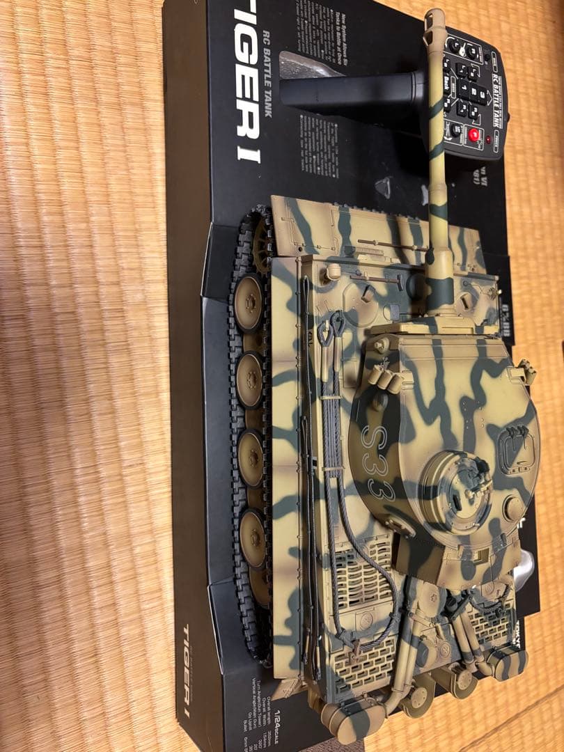 美品　東京マルイ RCバトルタンク Tiger I 迷彩
