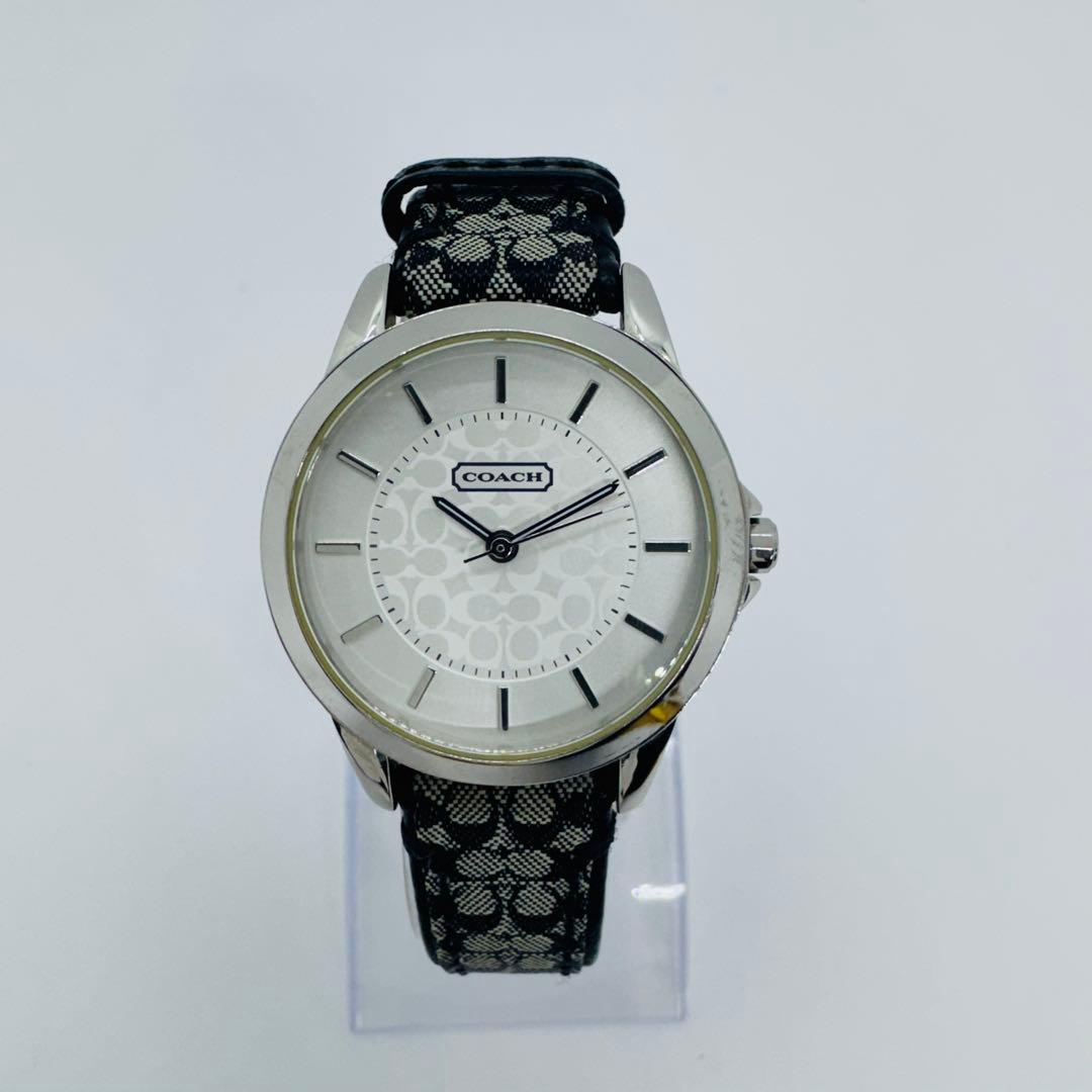✨COACH✨コーチ✨シグネチャー柄✨ホワイト文字盤✨レディース✨腕時計✨