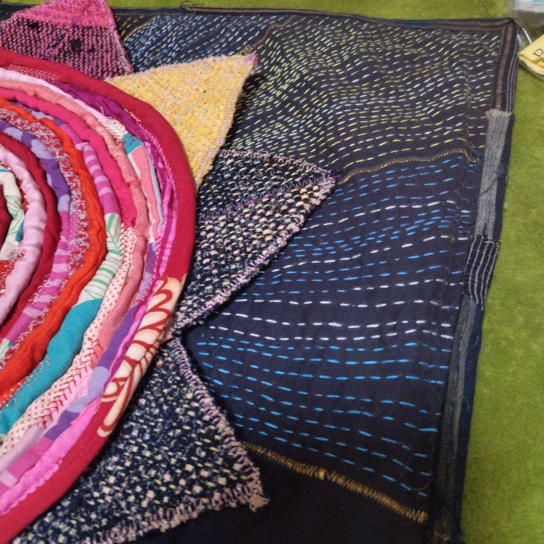 キルト80✕80cm　キルトジャパン入賞作品　思い切って手放し彡　重量感あり