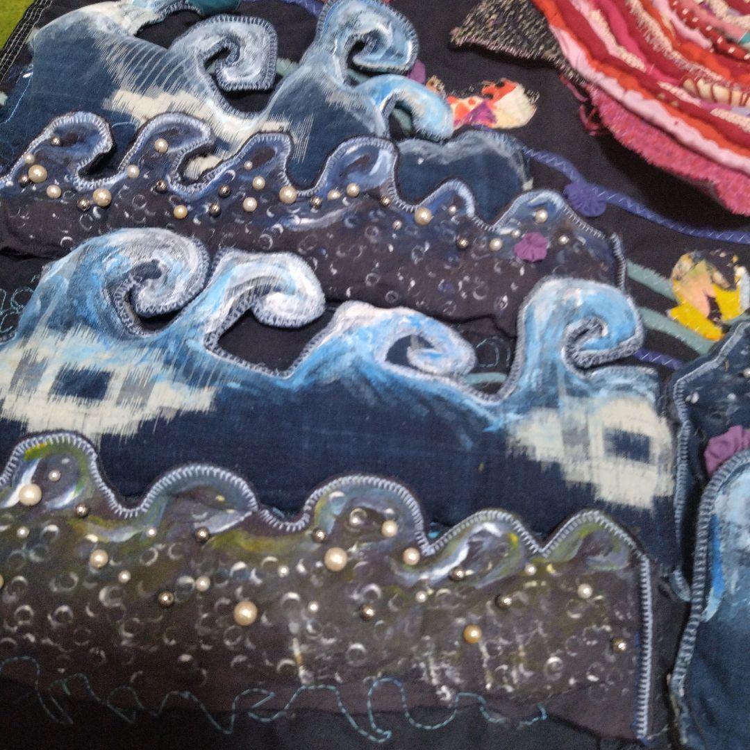 キルト80✕80cm　キルトジャパン入賞作品　思い切って手放し彡　重量感あり