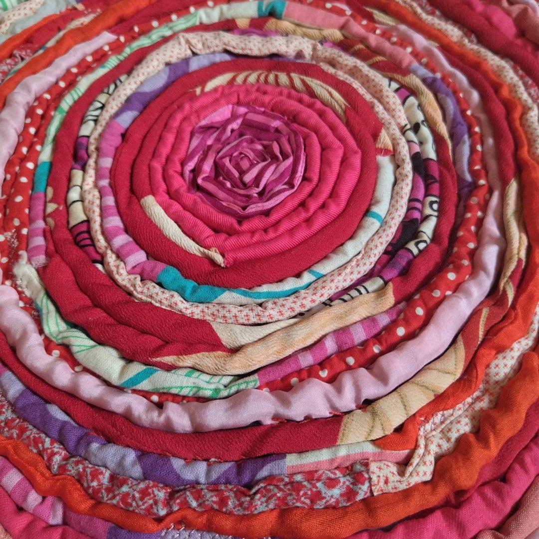 キルト80✕80cm　キルトジャパン入賞作品　思い切って手放し彡　重量感あり