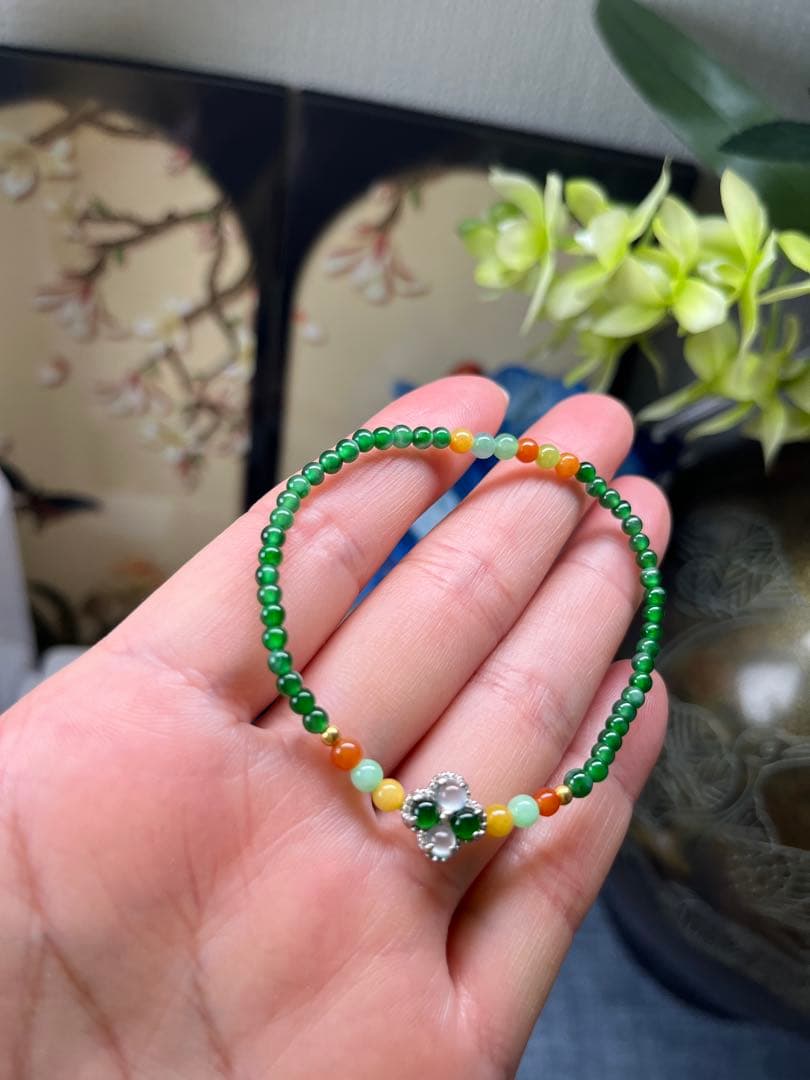 新入荷❣️貴重‼️18kビーズ入り、ロウカン質氷種満陽緑ビーズ&【幸運】四葉草ブレス
