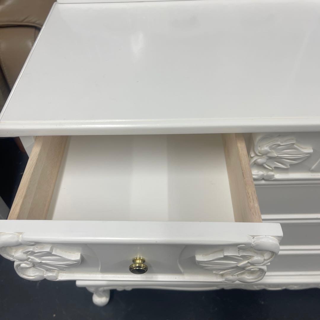 ホワイトキャビネット 5引き出し 彫刻デザインSALE