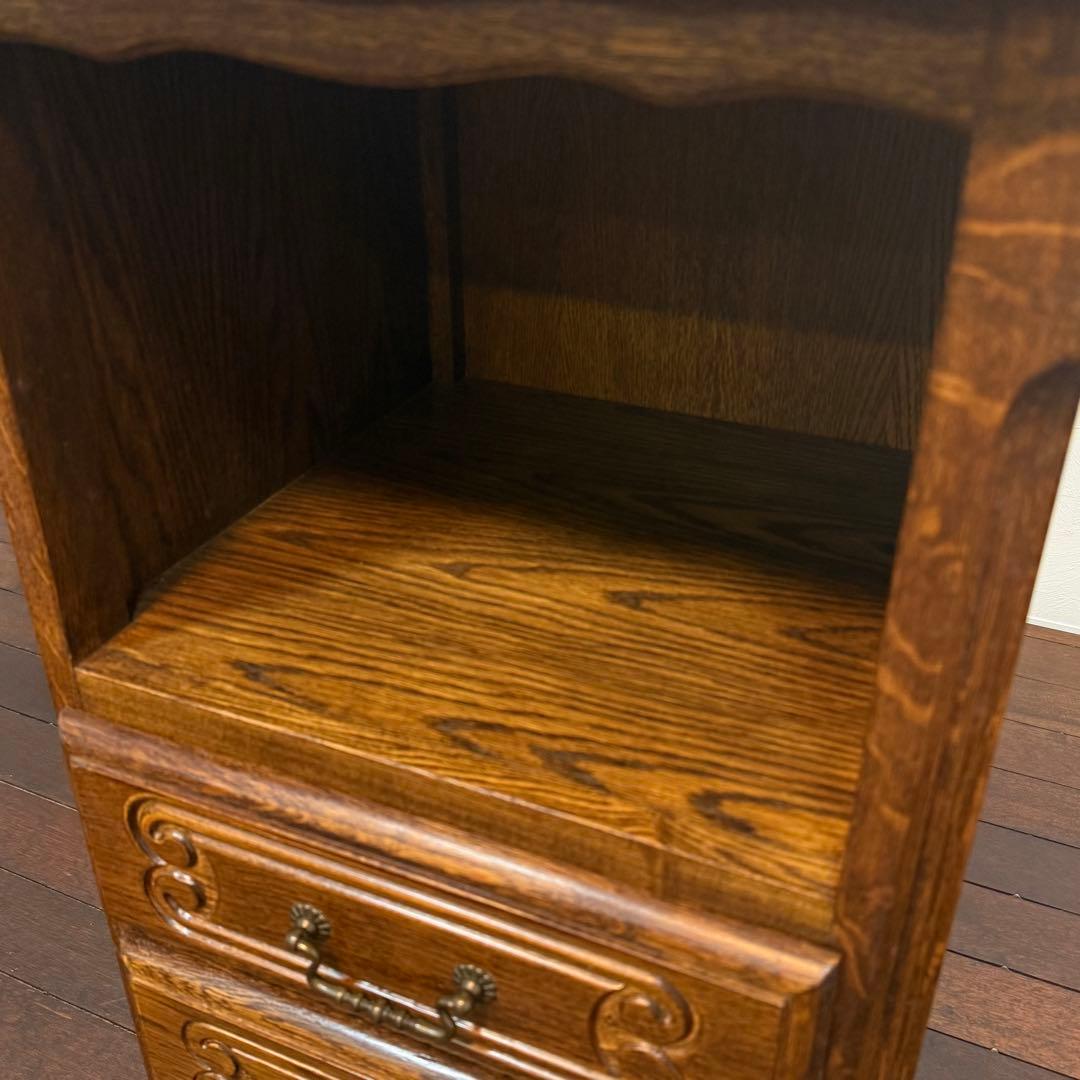 H19K47 ルーマニア製 電話台 猫脚