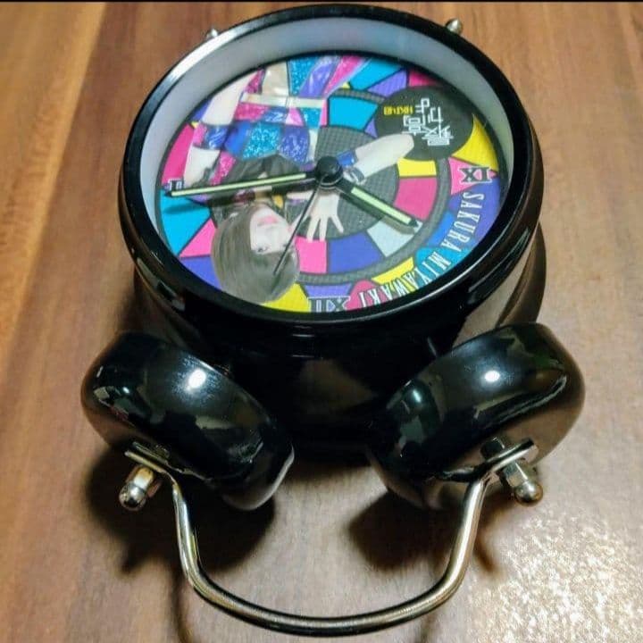 希少 LE SSERAFIM サクラ (宮脇咲良) 目覚まし時計 ボイスクロック