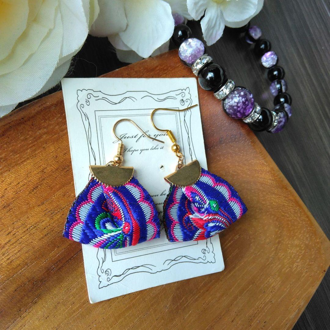 青　赤　ピアス　イヤリング　ネイティブ　チロリアンテープ　リボン　アジアン