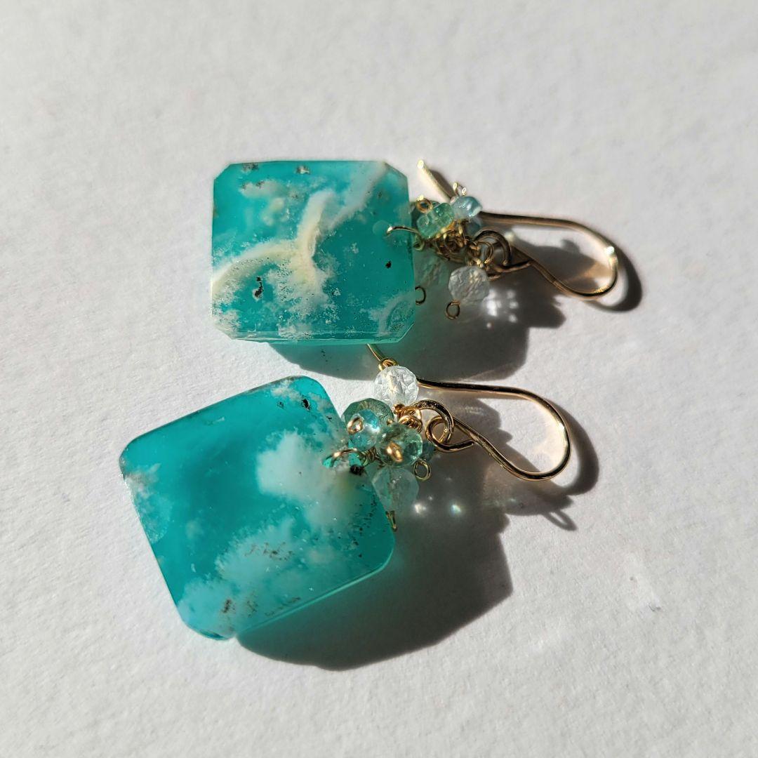 フェザーアゲート トリプレットストーン ピアス