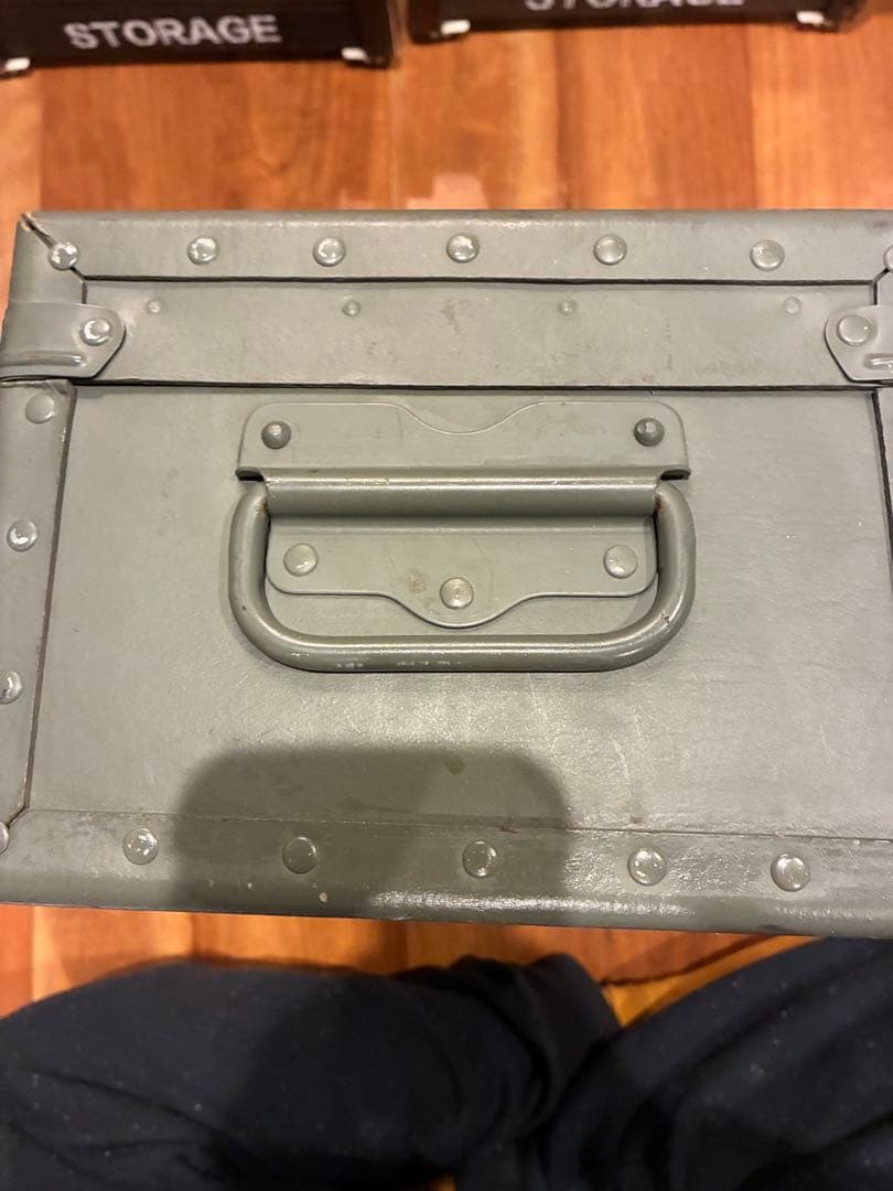 スウェーデン軍メディカルペーパーボックス ビンテージ