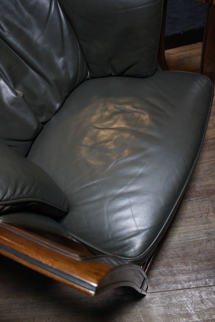 首都圏送無料〜マルニ木工 33万 ロワール 最上級マルニスムース ソファ 深緑2