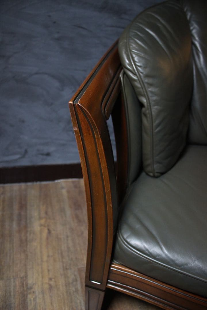 首都圏送無料〜マルニ木工 33万 ロワール 最上級マルニスムース ソファ 深緑2