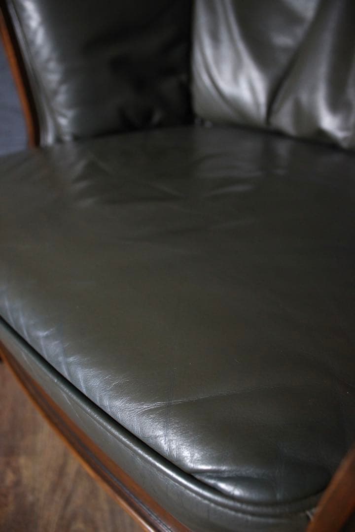 首都圏送無料〜マルニ木工 33万 ロワール 最上級マルニスムース ソファ 深緑2