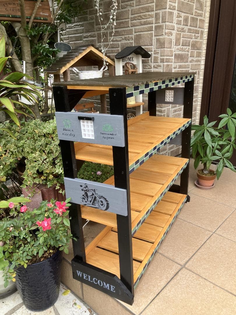 NO 22 横幅最大の多肉植物4段棚、 簡単移動 、屋根付き、出窓設置